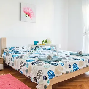 https://apartment-family-time.in-istria.net
